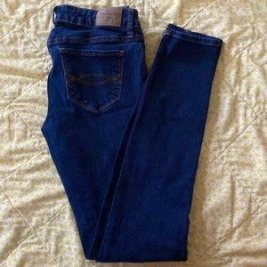 Abercrombie & Fitch New York size 4R W27 L31